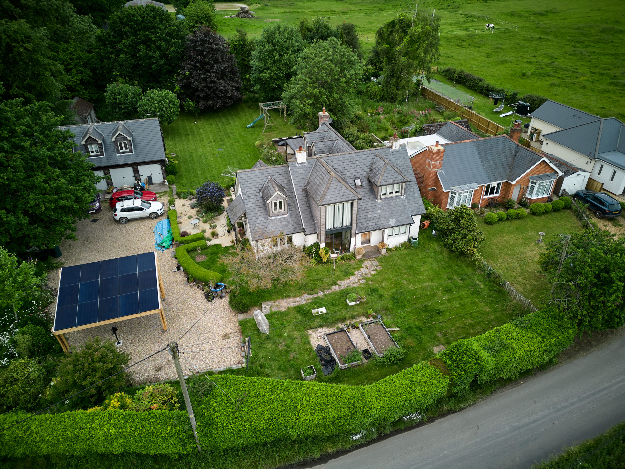 Solar-carport-Pewsey-innoventum Solar-carport-Pewsey-innoventum